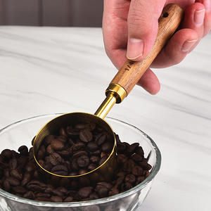 Ensemble <span class=keywords><strong>de</strong></span> 8 cuillères à mesurer en acier inoxydable avec manche en bois pour assaisonnement <span class=keywords><strong>de</strong></span> cuisine, <span class=keywords><strong>lait</strong></span> en poudre, grains <span class=keywords><strong>de</strong></span> café, etc. - Product Image 5