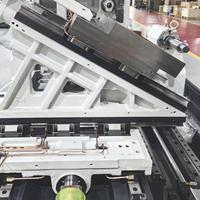 Machine de tournage CNC à lit incliné à 45 degrés de haute résistance avec système FANUC pour le traitement des métaux en acier