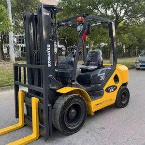 Venta barata de 3 toneladas importadas de Japón en Dubai, hasta 4,5 metros Carretilla elevadora usada por Komatsu - Product Image 6