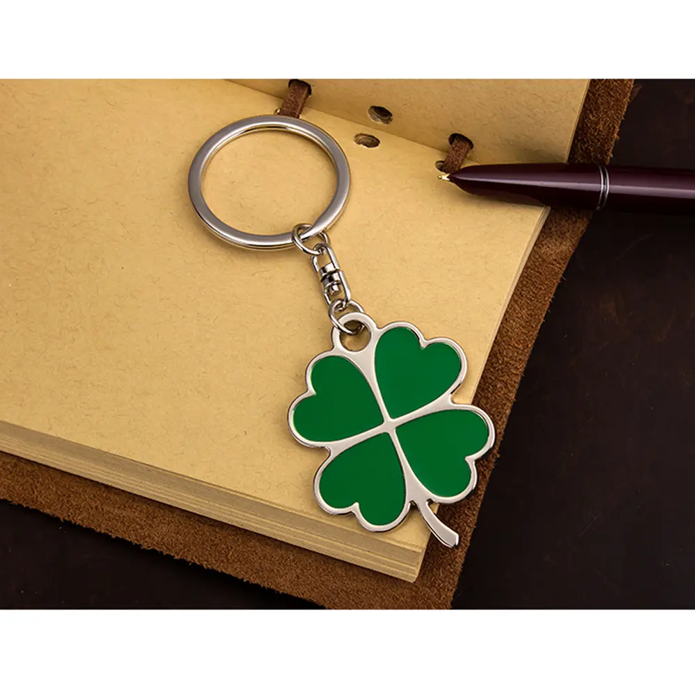 Nhà Máy Bán Buôn Giá Rẻ Chất Lượng Cao May Mắn Keychain Cá Nhân Móc Khóa Nhà Cung Cấp Cho Bốn Lá Clover Móc Khóa Kim Loại Thủ Công Mỹ Nghệ