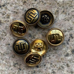 Bán Buôn Clasp Snap Nút Nhà Sản Xuất Thương Hiệu Khắc Logo Kẽm Hợp Kim Mùa Xuân Trang Trí Tùy Chỉnh Kim Loại Nút - Product Image 4