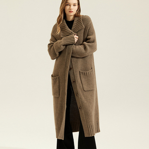 Weshallo Manteau d'hiver épais <span class=keywords><strong>en</strong></span> tricot épais <span class=keywords><strong>fait</strong></span> <span class=keywords><strong>main</strong></span> sur mesure <span class=keywords><strong>en</strong></span> <span class=keywords><strong>laine</strong></span> de yak et cachemire de chèvre pour <span class=keywords><strong>femme</strong></span> - Product Image 1