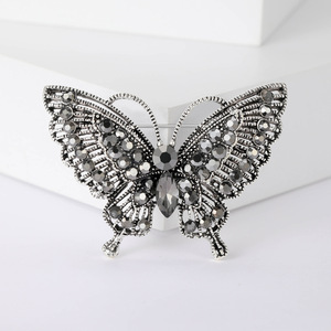 Broches rétro européennes et américaines, broches à la mode pour femmes, accessoires de vêtements, bijoux, fabricant en gros - Product Image 3