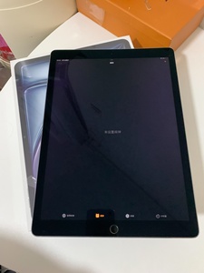 <span class=keywords><strong>iPad</strong></span> <span class=keywords><strong>Pro</strong></span> มือสอง รุ่น Apple <span class=keywords><strong>iPad</strong></span> <span class=keywords><strong>Pro</strong></span> <span class=keywords><strong>12.9</strong></span> 256GB <span class=keywords><strong>WiFi</strong></span> (2017) MP6H2LL/A สีเงิน A1670 เกรด (A) - Product Image 3