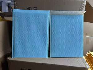 Enveloppes matelassées <span class=keywords><strong>en</strong></span> polyéthylène pour <span class=keywords><strong>envoi</strong></span> postal, avec logo personnalisé, colorées et métalliques - Product Image 4