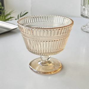 Venta al por mayor: Tazón de vidrio alto estilo coreano a rayas rosa para yogur, ensalada, postre o bebidas. - Product Image 6