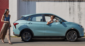 Hezhong Nezha Auto Neta V Mini EV SUV, Vehículo Eléctrico Puro, Vehículo de Nueva Energía, 4 Puertas, 5 Asientos, Autos Usados - Product Image 3