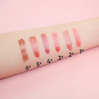 Rouge à lèvres solide sans logo de marque privée, hydratant, nourrissant, effet lèvres pulpeuses, fini brillant miroir, effet gloss.