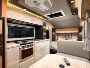 Caravanes de camping luxueuses et confortables de 19 pieds, caravanes mobiles tout-terrain avec four Thetford pour les voyages en famille - Product Image 5