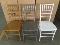 Chaise Chiavari en résine acrylique PP dorée pour hôtel, banquet et mariage – Vente en gros à prix réduit