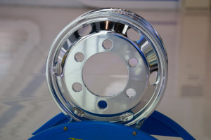 Roue en aluminium de camion de bonne qualité à bas prix la plus vendue Venta De Rueda De Acero De 22.5 et 24.5 Pulgadas Para Camiones Ligeros - Product Image 6