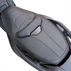 Siège personnalisé pour Honda Forza 350 (2020-2026), siège confortable NSS350 avec dossier surélevé - Product Image 3
