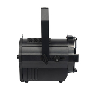 100W Blanc Chaud + 100W Blanc Froid LED 25 °-60 ° Zoom Manuel Fresnel Spotlight 4-Leaf Barn Door Stage Lighting for News Interviews - Product Image 4