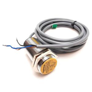 Capteur de proximité inductif PLC 10 mm 10-65 VDC <span class=keywords><strong>M30</strong></span> NPN NO - Product Image 1