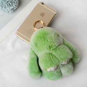 Venta al por mayor Frost-color Rex piel de conejo de peluche llaveros lindo conejito adornos bolsa accesorios y muñecas - Product Image 4