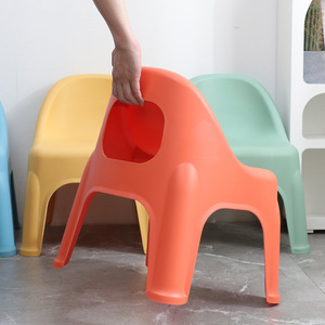 Dossier en plastique PP de conception créative pour meubles de maison pour l'extérieur jardin balcon salon sièges <span class=keywords><strong>salle</strong></span> <span class=keywords><strong>à</strong></span> <span class=keywords><strong>manger</strong></span> chaise usage - Product Image 1