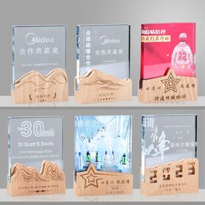 بيع بالجملة جائزة مسابقة الكأس الإبداعية الكلاسيكية قاعدة خشبية محفورة مخصصة شخصية الكريستال الزجاج الجوائز - Product Image 1