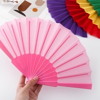 Ventilateur à main pliant en plastique écologique motif libellule traditionnel peint cadeau d'affaires festival de musique fleur d'amour fait à la main