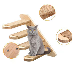 Arbre à chat classique en bois à fixer au mur, avec colonne à gratter, plateforme de saut et jouet à gratter - Product Image 3