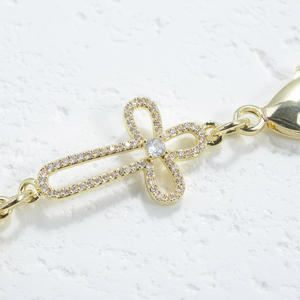 Llaveros de cruz <span class=keywords><strong>crucifijo</strong></span> de metal italiano, bolsas a granel, accesorios <span class=keywords><strong>para</strong></span> coche, colgante religioso espiritual, dijes de cristal de circonita DIY <span class=keywords><strong>para</strong></span> coche - Product Image 4