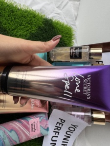 Perfume y loción corporal de 250 ml, fragancia de lujo duradera y ecológica, venta al por mayor de fábrica, para dama. - Product Image 2