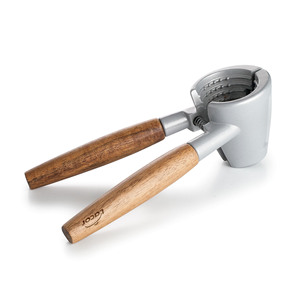 Casse-noix avec manche en bois et corps en métal pour ouvrir les noix - Product Image 1