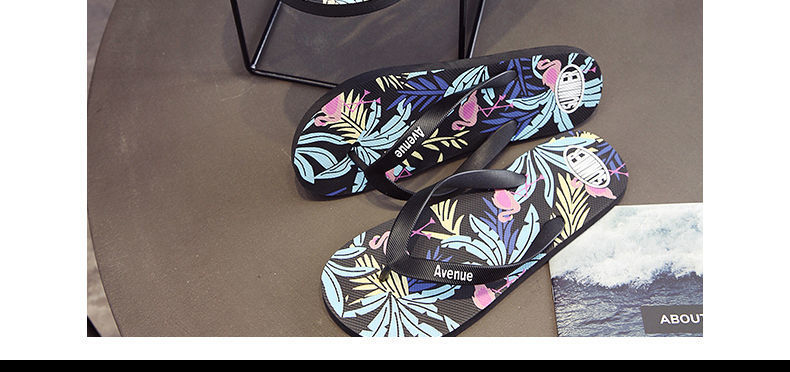 Custom Printed Rubber PVC Filpflops Slip On Mens Flip Flops Lightweight Soft Unisex Slippers