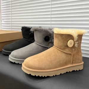 Botas de Nieve UGG de Lujo para Mujer, Cálidas y Elegantes, con Plataforma, Forro de Lana, Suela Gruesa y Cierre de Botones - Product Image 1