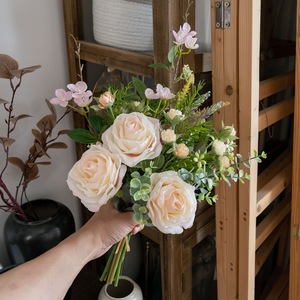 ช่อดอกกุหลาบประดิษฐ์ CallaFloral ทำจากผ้าพลาสติกถัก สำหรับตกแต่งงานแต่งงานและบ้าน CF02105 - Product Image 2