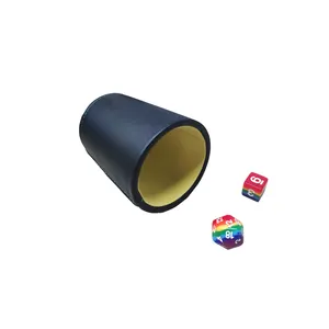 <span class=keywords><strong>2025</strong></span> tùy chỉnh da bao phủ nhựa bền chống rơi xúc xắc cup với 6 cái Acrylic dices - Product Image 1