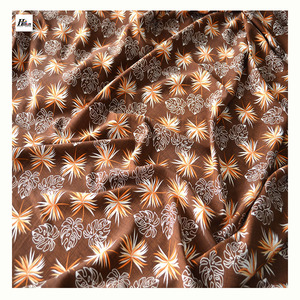 Hot Bán 125gsm 100% <span class=keywords><strong>Polyester</strong></span> Vải Intermingle Sợi Sph Cao-Đàn Hồi Satin Vải Cho Ăn Mặc - Product Image 5