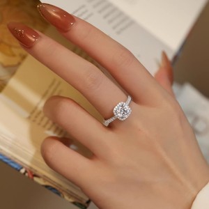 Small Copper Sugar-<b>Cube</b> Zircon Ring Women <b>Light</b> Luxury Design High-End Sparkling Fashionable Versatile Elegant Finger J1072 Silv - Product Image 1