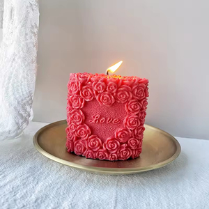 แม่พิมพ์ช็อคโกแลตอโรมาเธอราพีแบบทำมือของขวัญคู่วันวาเลนไทน์ J6-26ทำเทียนด้วยน้ำมันหอมระเหยรูปหัวใจริมฝีปากสีแดงเทียนกุหลาบแม่พิมพ์ซิลิโคน - Product Image 5