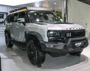 Jetour T2 2025 2.0TD 4WD Édition Peace Elite God Of War Chery Jetour T2 2024/2025 Essence/Hybride – Nouveau véhicule en stock à vendre - Product Image 2