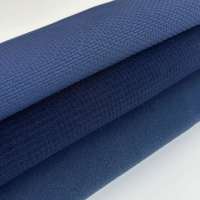 Tissu tricoté à rayures verticales 100% polyester 130 g/m² extensible, séchage rapide, respirant, anti-plis pour vêtements