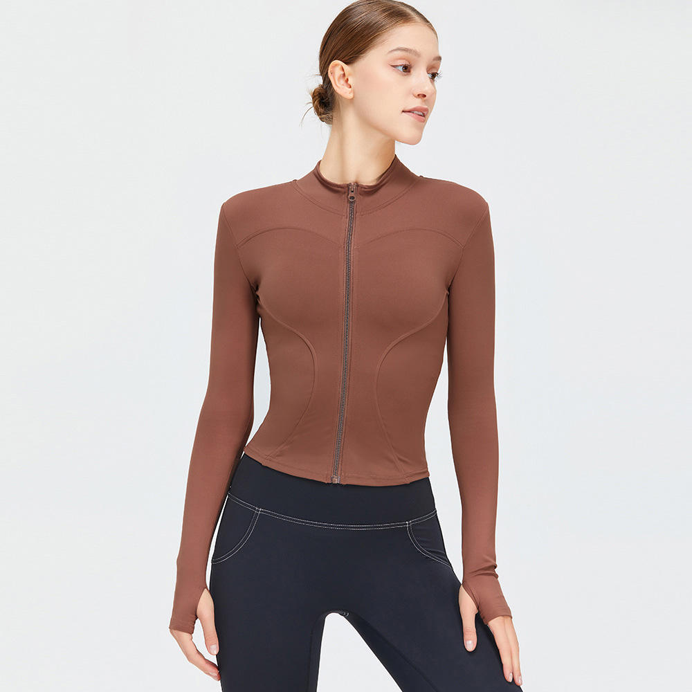 สีน้ำตาล