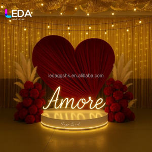 Support de toile de fond en alliage d'aluminium personnalisé LEDA en forme de cœur avec housse en tissu pour événements, propositions de mariage et mariages - Product Image 5