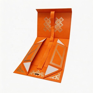 กล่องของขวัญรองเท้าพับได้สีชมพูแบบกำหนดเอง บรรจุภัณฑ์กระดาษแข็งรักษ์โลก พร้อมโลโก้ <span class=keywords><strong>ป</strong></span>ิดด้วยแม่เหล็ก และดีไซน์พกพาสะดวก - Product Image 5