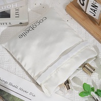 Pochette cadeau en satin de haute qualité, logo personnalisé imprimé, perruque, vêtements, produits de soin de la peau, cosmétiques, sac en satin de soie avec cordon de serrage