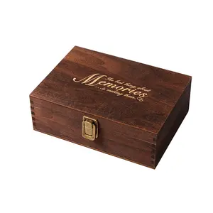 주문 새겨진 기념일 결혼식 생일 기억 선물 상자 나무로 되는 유품 상자