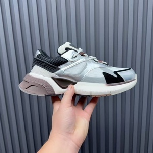 Chaussures de sport pour femme à plateforme, semelle épaisse en caoutchouc, empiècements en cuir, confortables et antidérapantes - Product Image 6