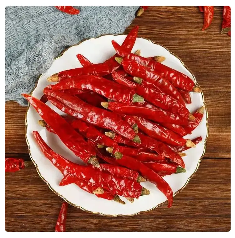 Granuli di peperoncino rosso essiccato di alta qualità singole spezie peperoncino crudo prodotto trasformato dalla cina