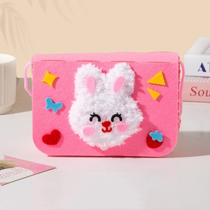 Kit de Bolsa Cruzada de Tela No Tejida DIY para Niñas con Diseño de Conejito, Juguete Educativo de Manualidades para Niñas, Set de Manualidades con Diseño de Conejito - Product Image 1