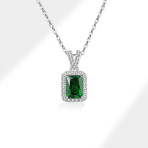 Classique Sterling Silver Rectangulaire Vert Gem Pendentif Cubique Zircone Glacé Carré Laboratoire Planté <span class=keywords><strong>Émeraude</strong></span> Pendentif Collier - Product Image 1