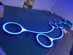 Luminaire suspendu LED HLINEA <span class=keywords><strong>Aquarius</strong></span> Series pour la maison et le bureau - Couleur personnalisable, indice de protection IP65, température de couleur 1800-6500K - Product Image 4