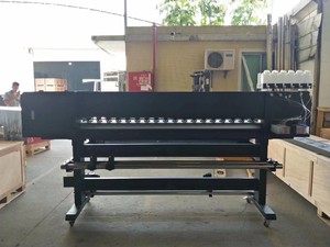Imprimante numérique robuste à double tête Xp600 avec plateforme intégrée de 1,9 m, fabrication chinoise - Product Image 2