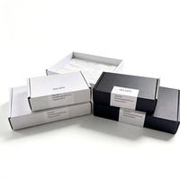 Boîtes d'expédition pour vêtements, boîtes rigides en carton ondulé, écologiques, gaufrage, forme d'avion, emballage d'expédition pour le commerce électronique
