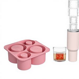 Molde de Hielo de Silicona Ecológico KCT con Tapa, Molde para Congelador con Cuatro Compartimentos en Forma de Rueda Dentada para Vasos de 20-40 oz - Product Image 4