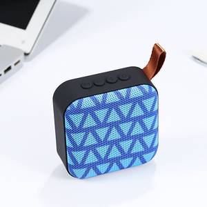 Haut-parleur Bluetooth Radio FM Étanche Stéréo en Tissu Mini Portable Extérieur BT Carte TF USB T5 Enceinte Sans Fil - Product Image 1