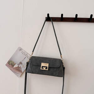 High quality women's crossbody bag made of PU material with pleated decorations, <b>portable</b> design, shoulder bag - Product Image 3